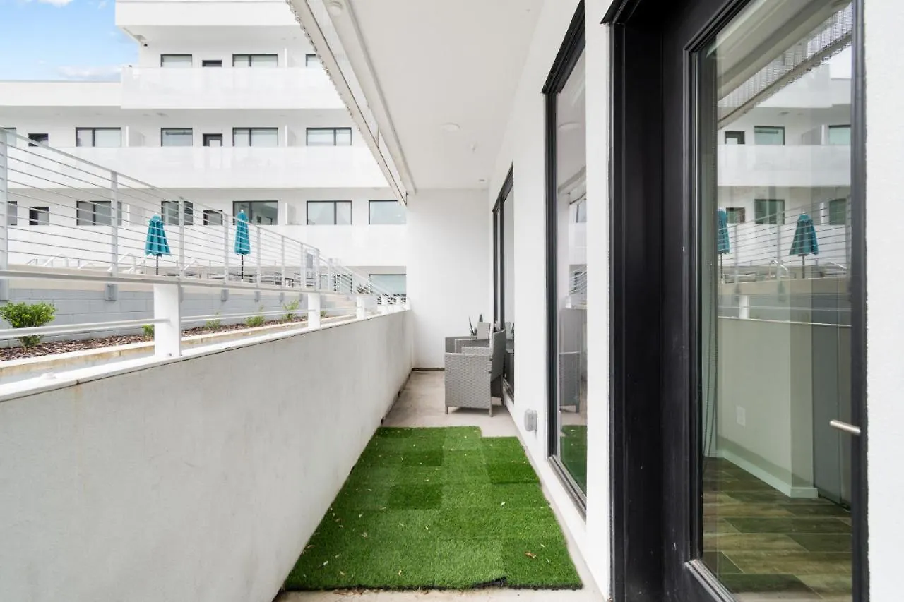 Вилла Illume New Modern Downtown Views With A Pool Нэшвилл США